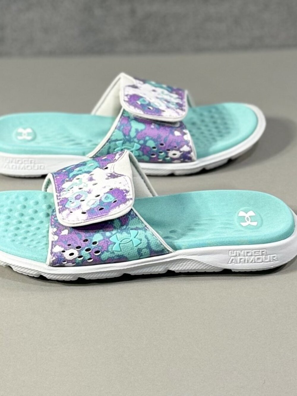 Girls UNDER ARMOUR Teal & Purple Slides Shoes Size 3Y